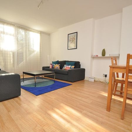Large Garden Flat In The Heart Of Islington Apartman London Kültér fotó